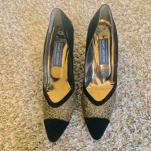 Stuart Weitzman black velvet heels 7.5